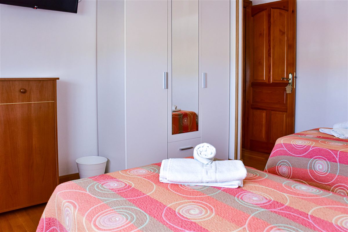 Habitación 3 · Armario y distribución